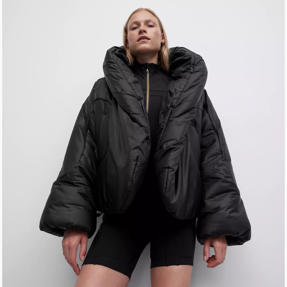 NWT Lululemon Hooded Insulated Wrap Jacket Puffer Size 14